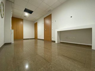 Oficina en alquiler en Amposta