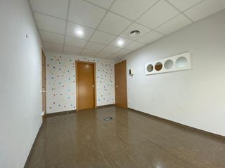 Oficina en alquiler en Amposta