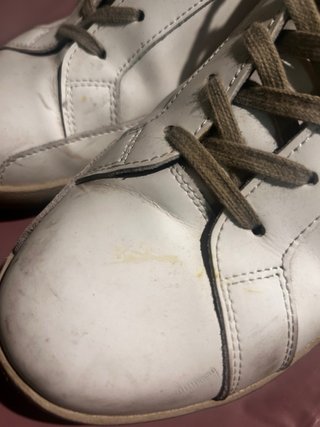 Sneakers bianche con stella beige