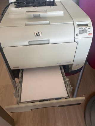 Impresora HP Color LaserJet CF2025