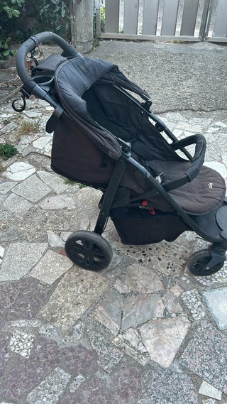 Silla de paseo Joie negra