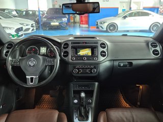 Volkswagen Tiguan 2.0 TDI 140cv DSG 4x4 Sport BMotion Tech