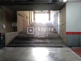 Garaje en alquiler en Teatinos en Málaga