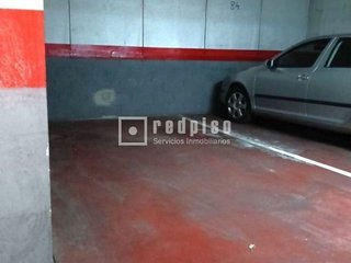 Garaje en alquiler en Teatinos en Málaga