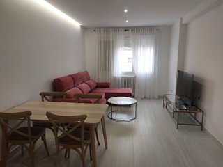 Piso en alquiler en Hospital - Parque sur en Albacete