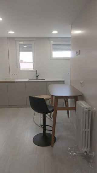 Piso en alquiler en Hospital - Parque sur en Albacete