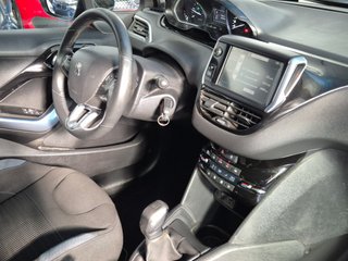 Peugeot 208 5P ALLURE 1.4 HDi 68