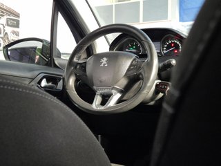 Peugeot 208 5P ALLURE 1.4 HDi 68