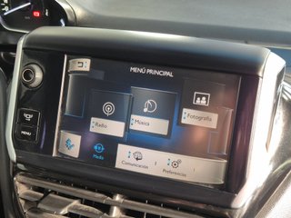 Peugeot 208 5P ALLURE 1.4 HDi 68
