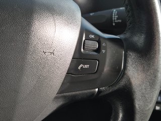 Peugeot 208 5P ALLURE 1.4 HDi 68