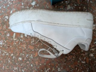 Scarpe Tommy Hilfiger bianche usate