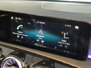 Mercedes-Benz CLA CLA 180