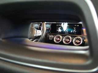 Mercedes-Benz CLA CLA 180