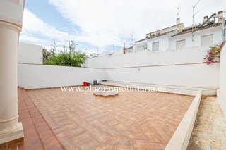 Chalet en venta en Lucena