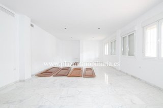 Chalet en venta en Lucena