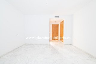 Chalet en venta en Lucena