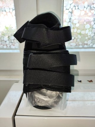 Zapato postquirúrgico talo abierto