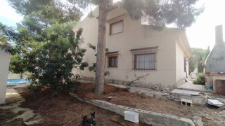 Chalet en venta en Los Balcones - Los Altos del Edén en Torrevieja