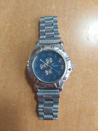 Reloj Patrick Arnaud Cuarzo Esfera Azul funciona.