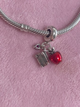 Charm triple Corazón, Manzana y Cofre
