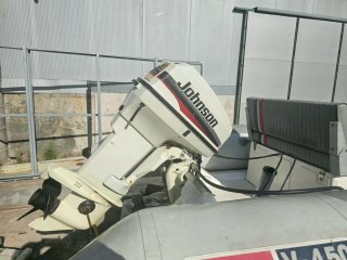Semirrígida Valiant 450
