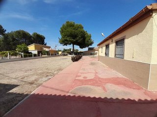 Casa rural en venta en Cabanes y Las Fuentes en Villena