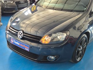 Volkswagen Golf 1.6 TDI 105cv BlueMotion
