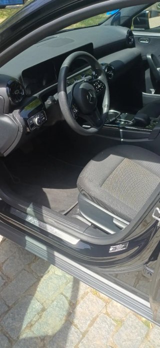 Mercedes-Benz A250e  2022