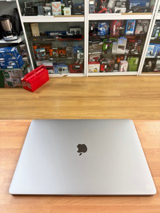 MacBook Pro 16" 2019 i9 16GB RAM 1TB SSD