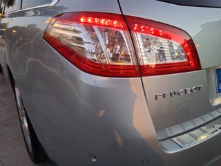 Peugeot 508 SW 2016