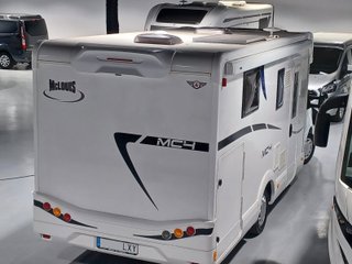 Autocaravana perfilada camas gemelas McLouis MC4