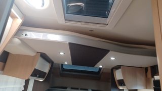 Autocaravana perfilada camas gemelas McLouis MC4