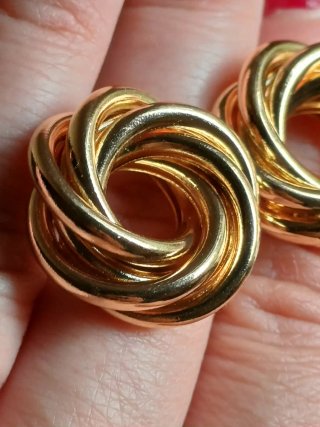 Orecchini nodo colore oro