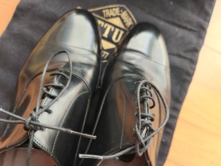 Zapatos Oxford Lottusse Piel Negra impecables .