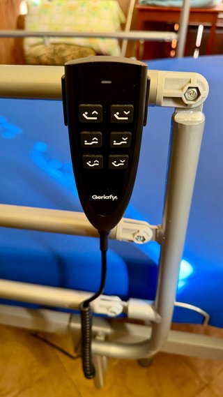 Cama articulada eléctrica con colchón viscoelástic