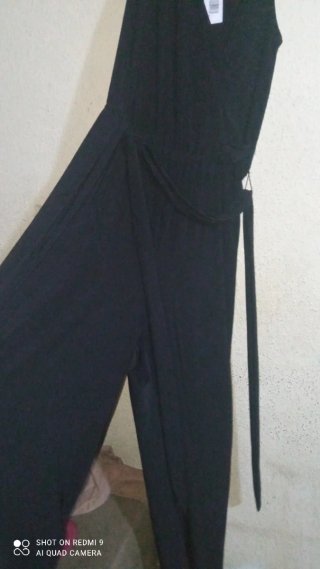 Mono largo negro mujer