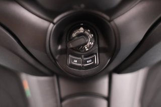 YAMAHA X-MAX 300 2022