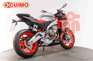 APRILIA TUONO 660