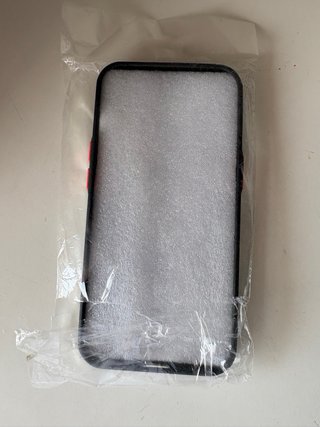 Custodie per iPhone 16, 13 Pro e 17