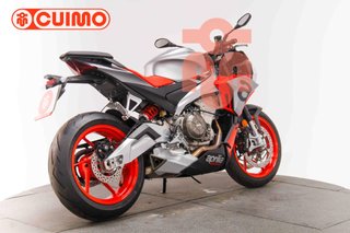 APRILIA TUONO 660