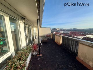Ático en alquiler en Ensanche - Sar en Santiago de Compostela