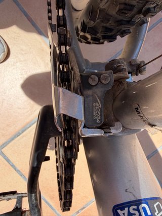 Bicicleta GT Avalanche 3.0