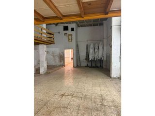 Local comercial en alquiler en Muriedas en Camargo