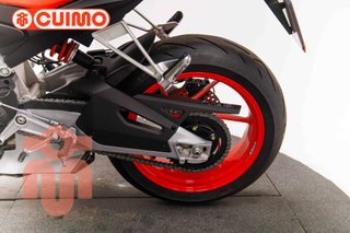 APRILIA TUONO 660