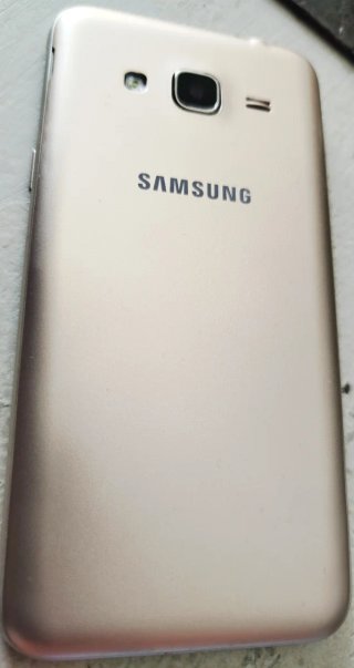 Samsung Galaxy J3 (2016) Dorado