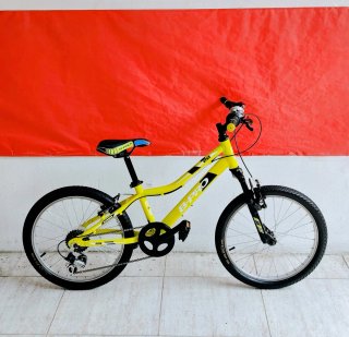 Bicicleta B-PRO  rueda 20 de  aluminio