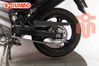 SUZUKI V-STROM 650