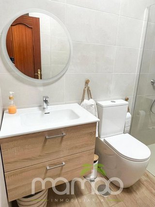 Casa adosada en venta en Viña Málaga en Vélez-Málaga
