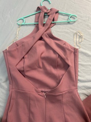 Vestido largo rosa con abertura