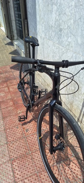 Bicicleta Specialized gravel  Negra,